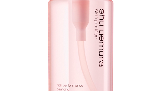 The Ultimate Guide to Shu Uemura Cleansing Oil: A Transformative Skincare Staple